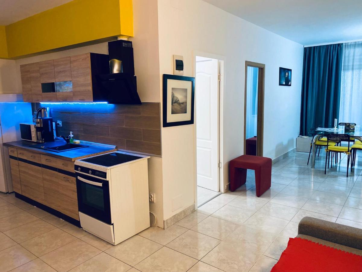 The Lincoln Suites - Central Shabbat Friendly Apartments بوخارست المظهر الخارجي الصورة
