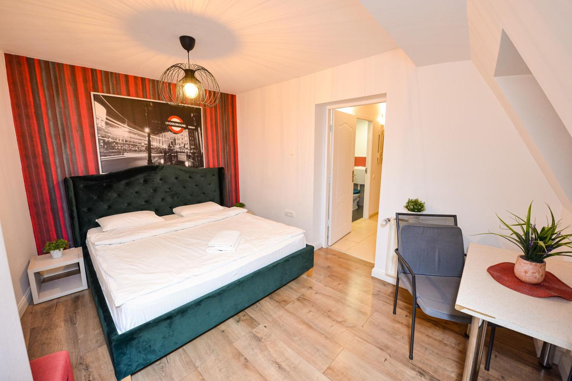 The Lincoln Suites - Central Shabbat Friendly Apartments بوخارست المظهر الخارجي الصورة