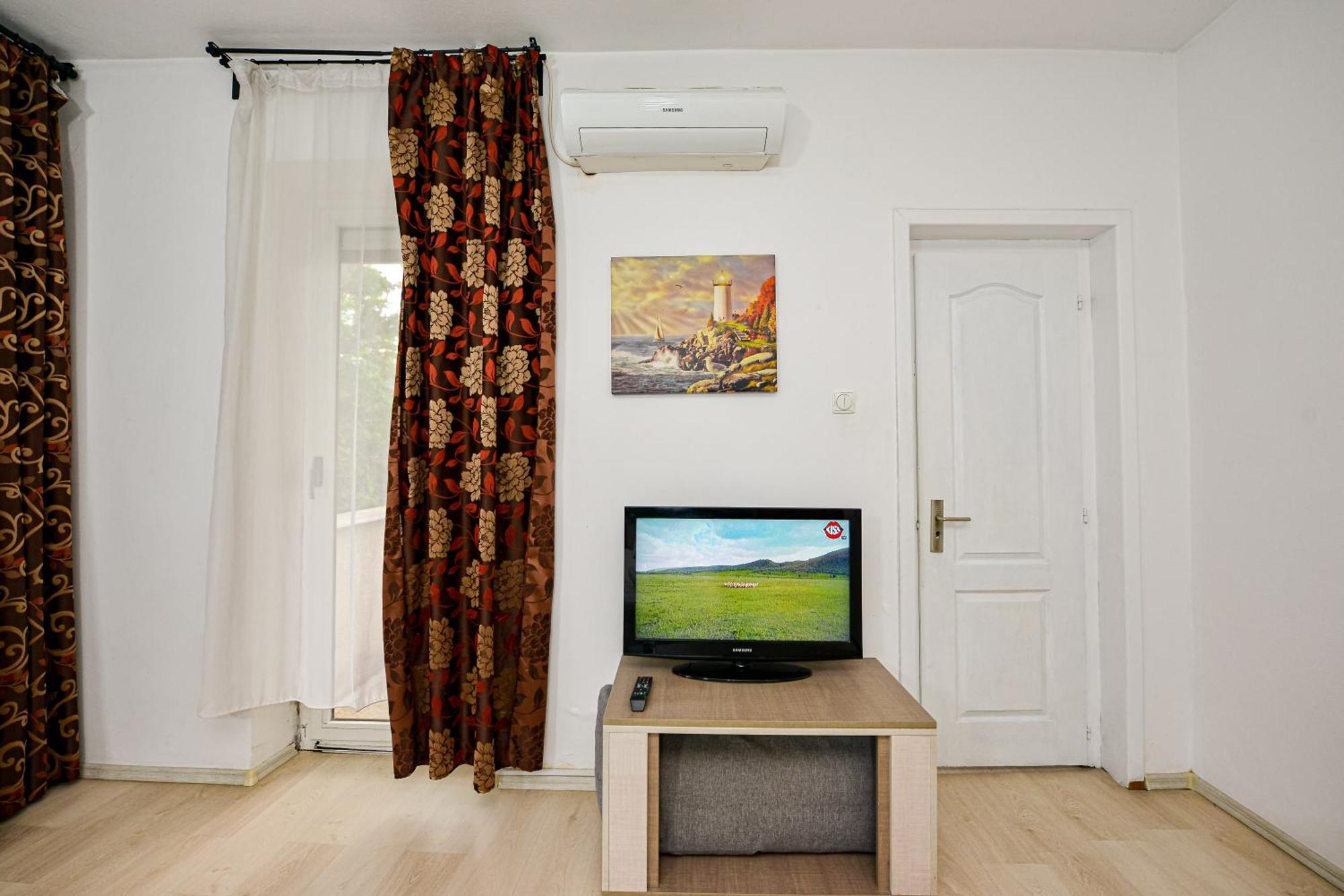 The Lincoln Suites - Central Shabbat Friendly Apartments بوخارست المظهر الخارجي الصورة