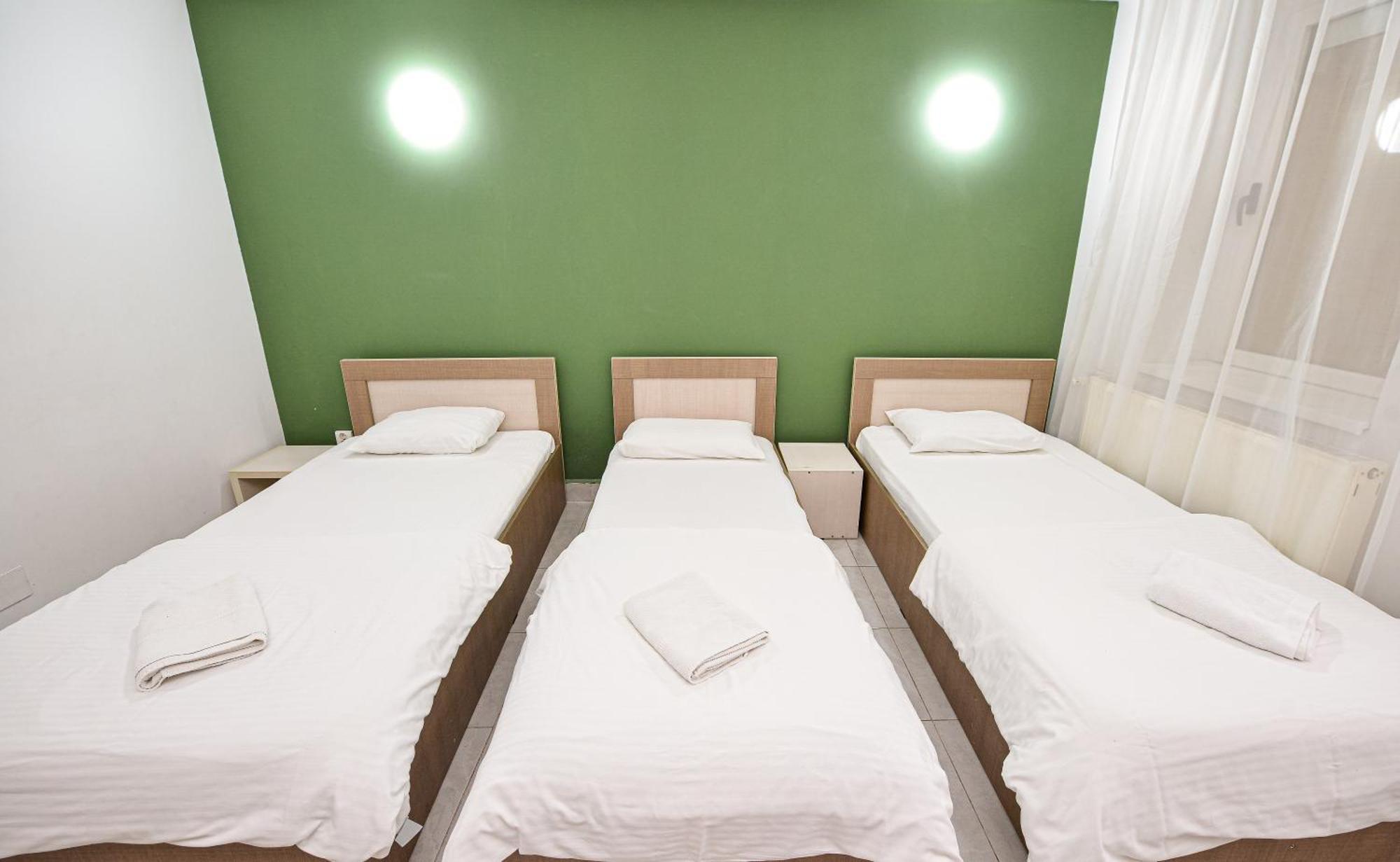 The Lincoln Suites - Central Shabbat Friendly Apartments بوخارست المظهر الخارجي الصورة